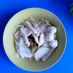 บัวก๋วยเตี๋ยวไก่โบราณ