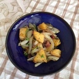 มันฝรั่งผัดเบคอน