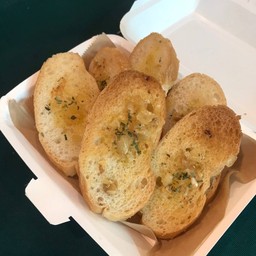 ขนมปังกระเทียม