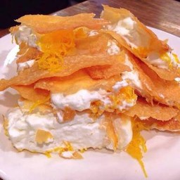 โรตีทิชชูวิปครีมฝอยทอง