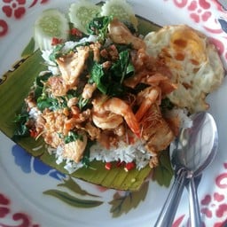 กระเพรารวม ราคานี้ใม่รวมไข่ดาว