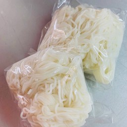 เส้นขนมจีนเปล่า