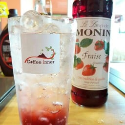สตรอว์เบอร์รี โซดา (Strawberry Soda)