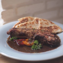 Coffee Braised Pork Spare Rib with Roti