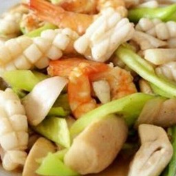 ข้าวพริกสดทะเล