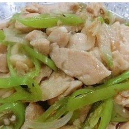 ข้าวราดผัดพริกสดไก่