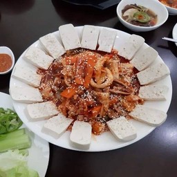 ปลาหมึกหมูผัดซอสเกาหลี