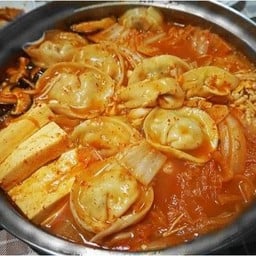 ฮอทพอทเกี๊ยวกิมจิ