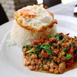 โฮะ มุม ตึก