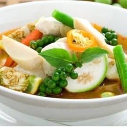 แกงป่าเนื้อปลาเห็ดโคน (ขนาดหม้อไฟ)