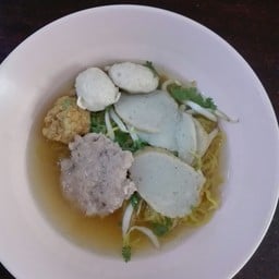 ก๋วยเตี๋ยวอร่อย by ป้าหนึ่ง @สุขทวี (สาขา 1)