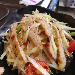 ตำคอหมูย่าง