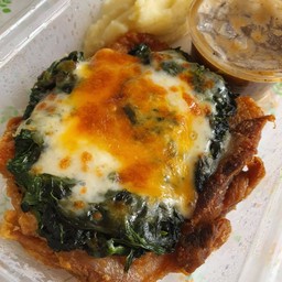 สเต็กไก่ผักโขม อบชีส