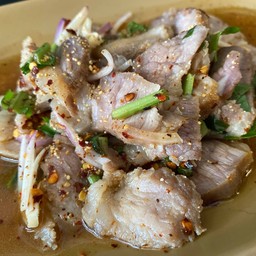 น้ำตกหมู