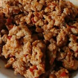 ผัดพริกเผาหมูสับราดข้าว