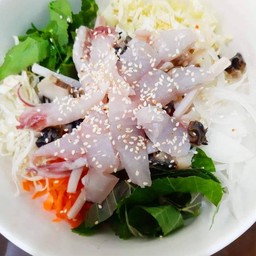 ข้าวหน้าปลาดิบเกาหลี