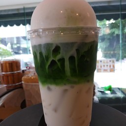 นมสดทูโทนชาเขียว