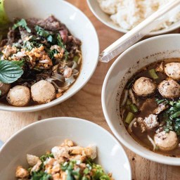 ก๋วยเตี๋ยวเรือจัดจ้าน