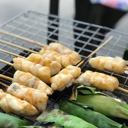 ไข่หมึกแท้ย่างใบตอง Grilled squid eggs