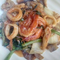 สุกี้เเห้งทะเล