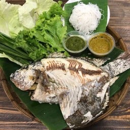 เจ๊นิวกุ้งย่าง เมี่ยงปลาเผา