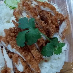 ข้าวมันไก่ทอดพิเศษ
