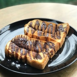 Toast with chocolate