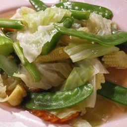 ผัดผักรวมมิตร