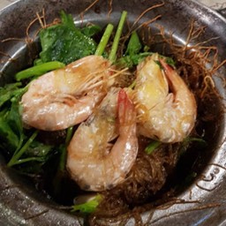 กุ้งอบวุ้นเส้น