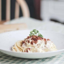 CARBONARA SPAGHETTI