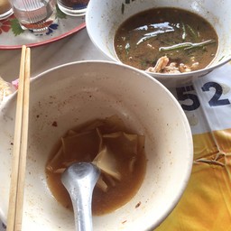 ก๋วยเตี๋ยวป้าเล็ก