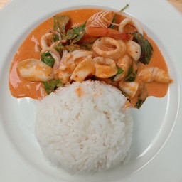 ฉู่ฉี่ทะเลราดข้าว