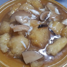กระเพาะปลาน้ำแดง (กลาง)