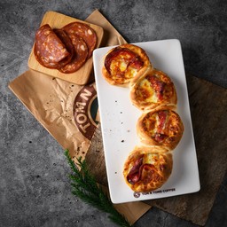 Pepperoni  Pretzel