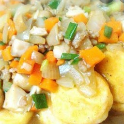 เต้าหู้ำไข่ทรงเครื่อง