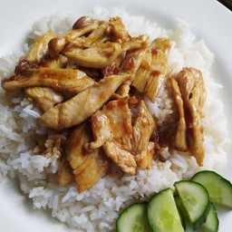 ข้าวไก่กระเทียม