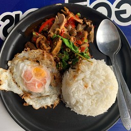 ร้านก๋วยเตี๋ยวเป็ดยักษ์ ป้าแอ๊ว