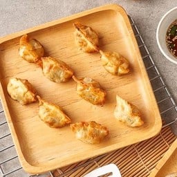 5. Mini Fried Mandu หมู