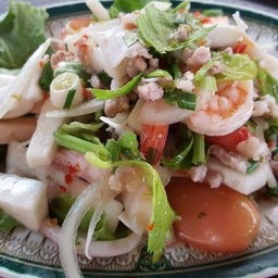 ยำยอดมะพร้าว