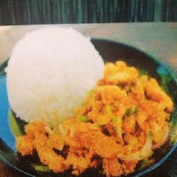 ข้าวยำหมู - ไก่ทอด Pork yumyum with rice