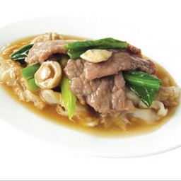 ราดหน้าหมู