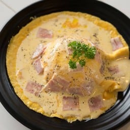 ข้าวไข่ข้นคาโบนาร่า