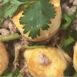 ผัดเต้าหู้หมูสับ