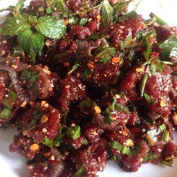 ลาบ เนื้อวัว (ดิบ)