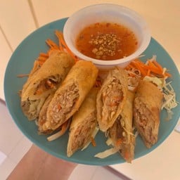 อิ่มท้องกับเจ๊ปิ๋ว