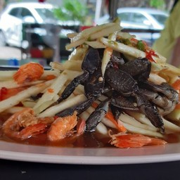 ส้มตำมะม่วงใส่ปู