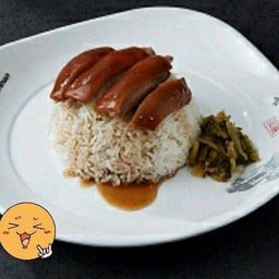 ขาหมู อุดมสุข