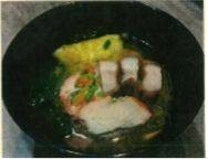 บะหมี่น้ำเกี้ยวกุ้งหมูแดงหมูกรอบ