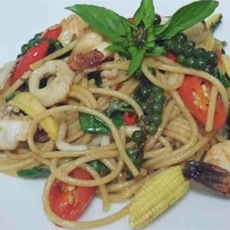 สปาเกตตี้ขี้เมาทะเล