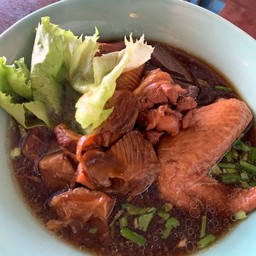ก๋วยเตี๋ยวรวม ไก่ + หมู พิเศษ